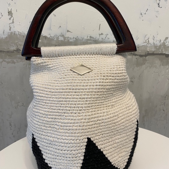 Hobo Cotton Handwoven Bag with Wooden Handles - Picture 3 of 5